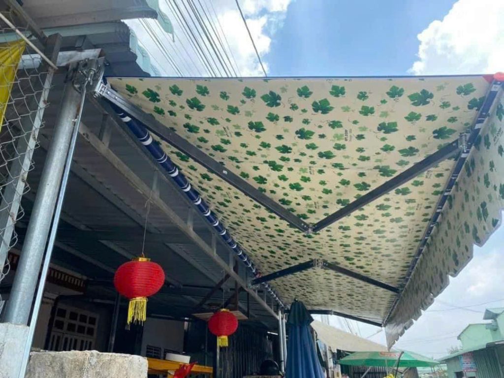 Bạt mái hiên di động